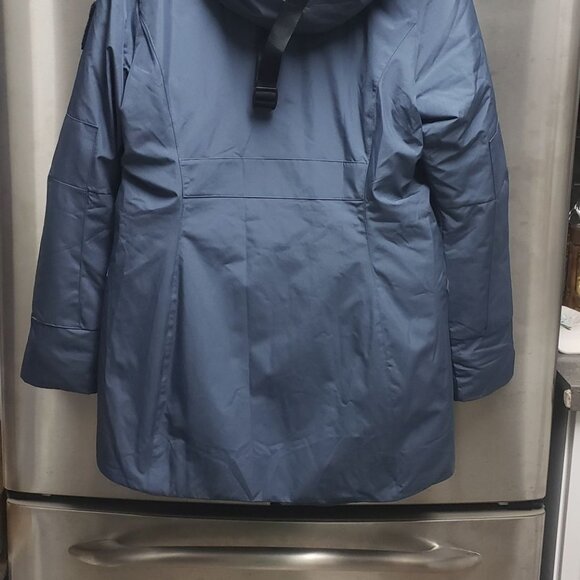 NWT Reebok Waterproof Puffer Size S - Picture 4 of 10
